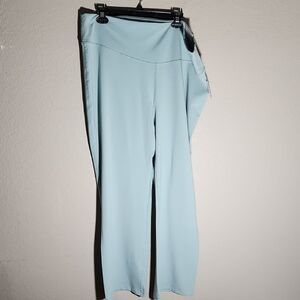 Old Navy wid leg pants Womens power chill Light Pants light compression 3X NEW